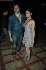 Gaurav Chopra, Mouni Roy at producer Sunil Bohra_s party in Kino_s Cottage on 2nd Aug 2011 (8).JPG